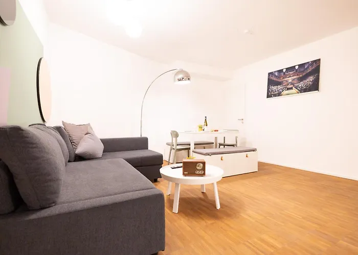 Ko-Living - Yellow Submarine Suite - Altstadt - Kueche - 2 Sz - Getrennte Betten - Bis 7 Gaeste
