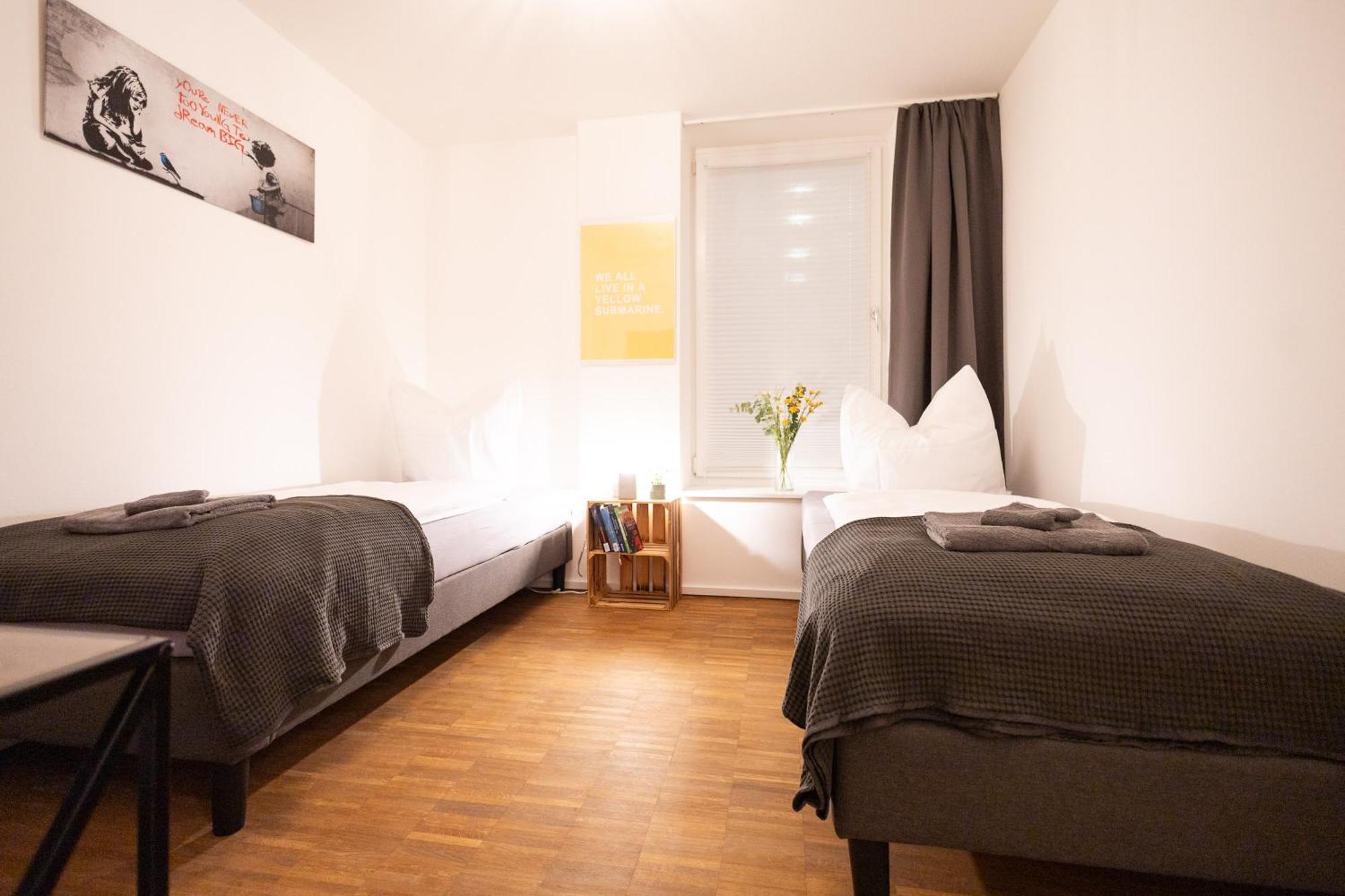 Ko-living - Yellow Submarine - Altstadt - Kueche - 2 Sz - Getrennte Betten - Bis 7 Gaeste * Halle (Saale)